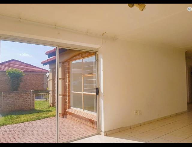 2 BEDROOM SIMPLEX RENTED IN LIEFDE EN VREDE